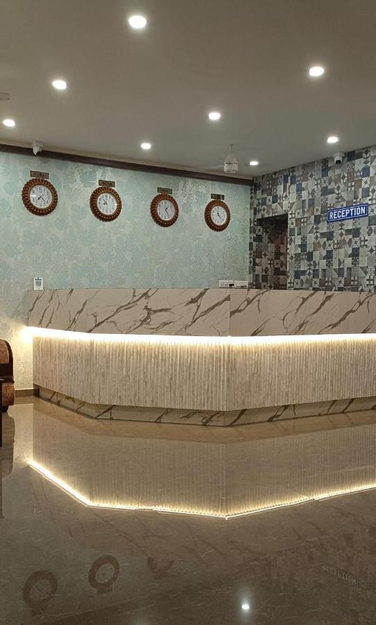 Hotel Rajdhani Mangalore Esterno foto